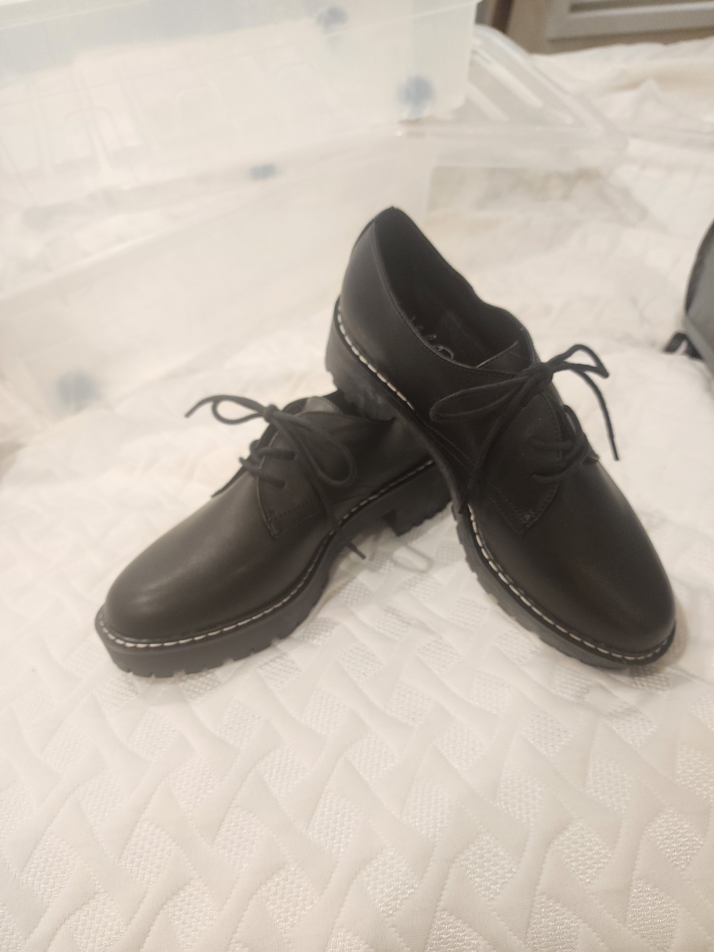 SHEIN Black Lace-Up Chunky Flats with Contrast Stitching